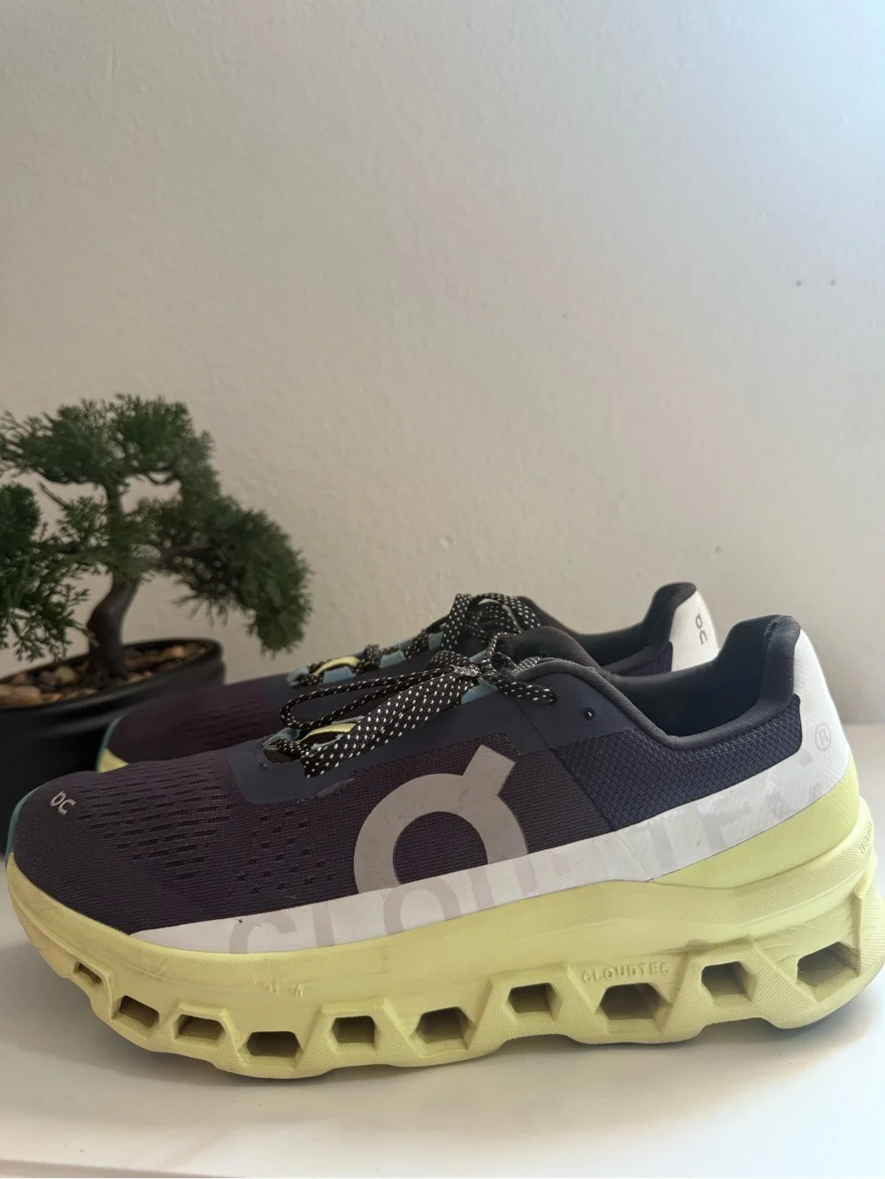 On Running lightweight athletic